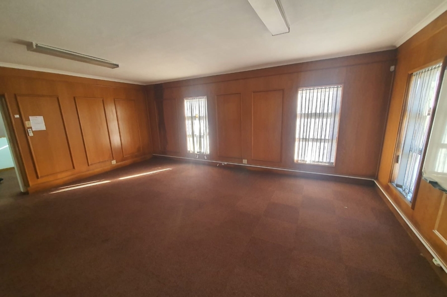 To Let commercial Property for Rent in Deal Party Eastern Cape